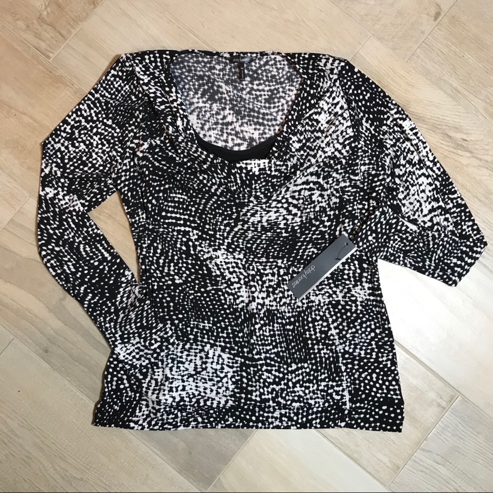 Daisy Fuentes white / black cowl neck top - NWT